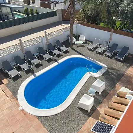 La Casa De Abuelos